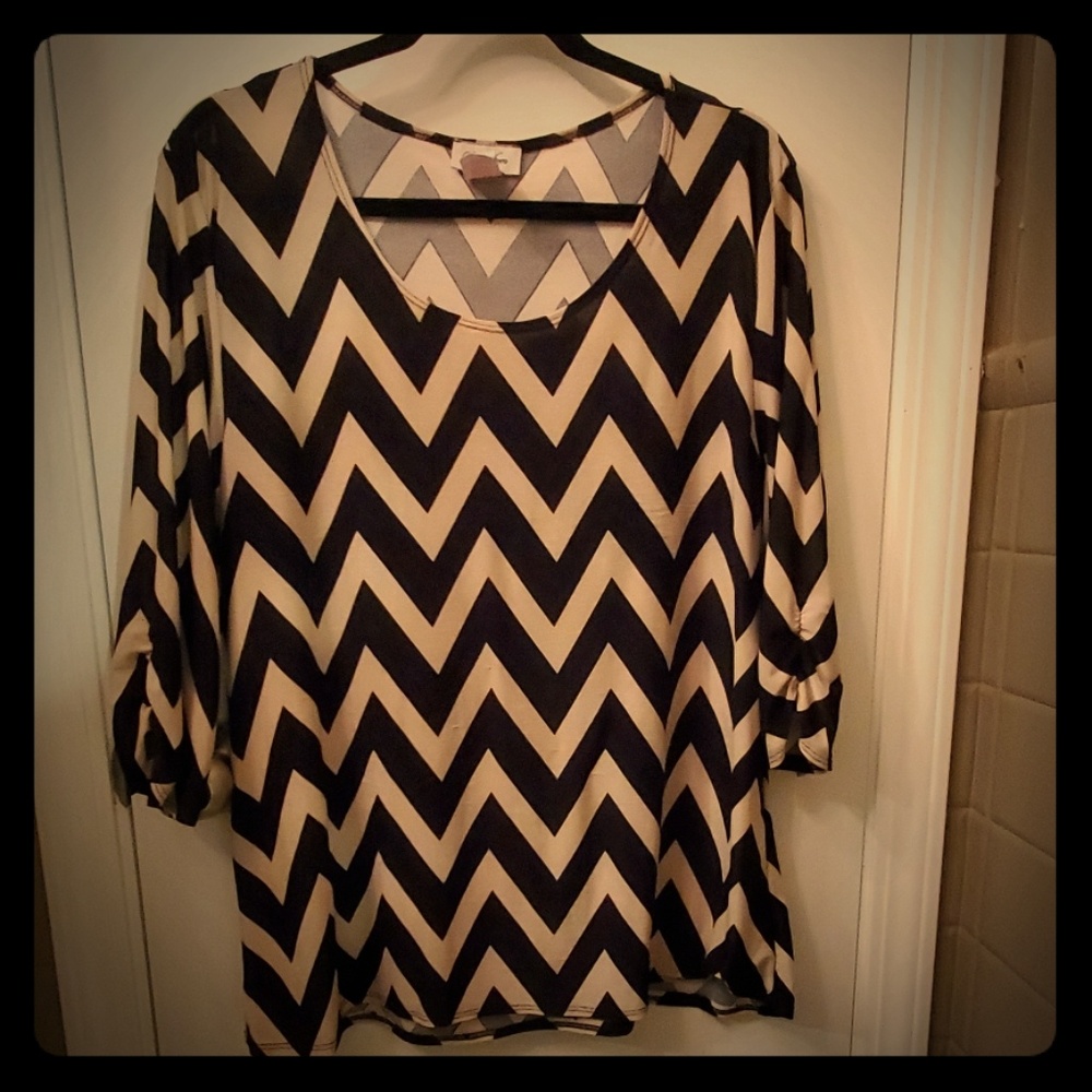 Star Vixen Chevron Design Top